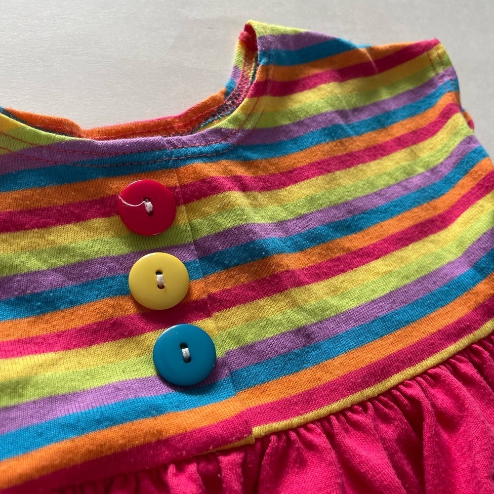 Vibrant Vintage Pinwheel Top 2T - Picture 5 of 7